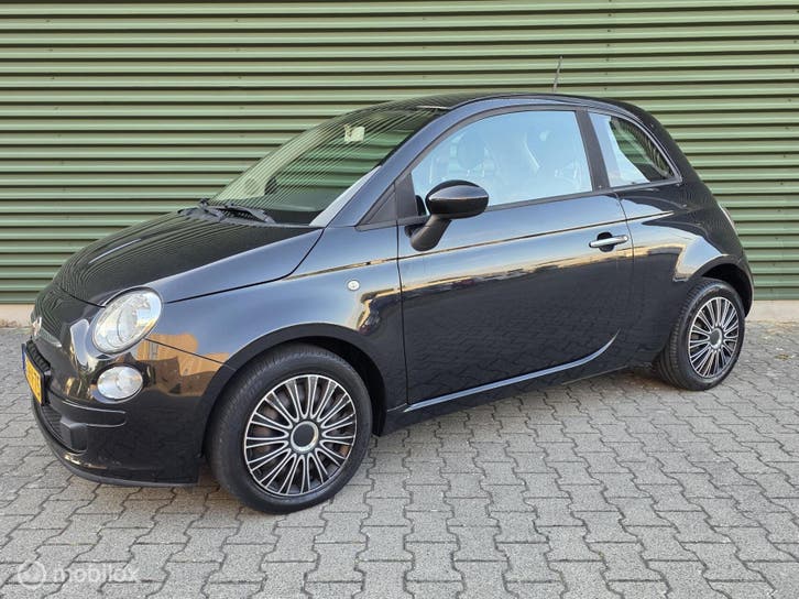 Zwarte Fiat 500 1.0 TwinAir Pop uit 2014